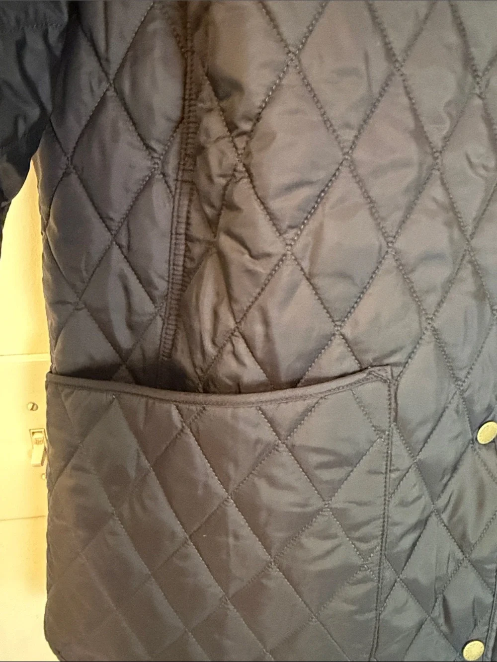 Barbour Quilted Puffer Jacket in Navy with Black Cord Collar - Picture 5 of 7